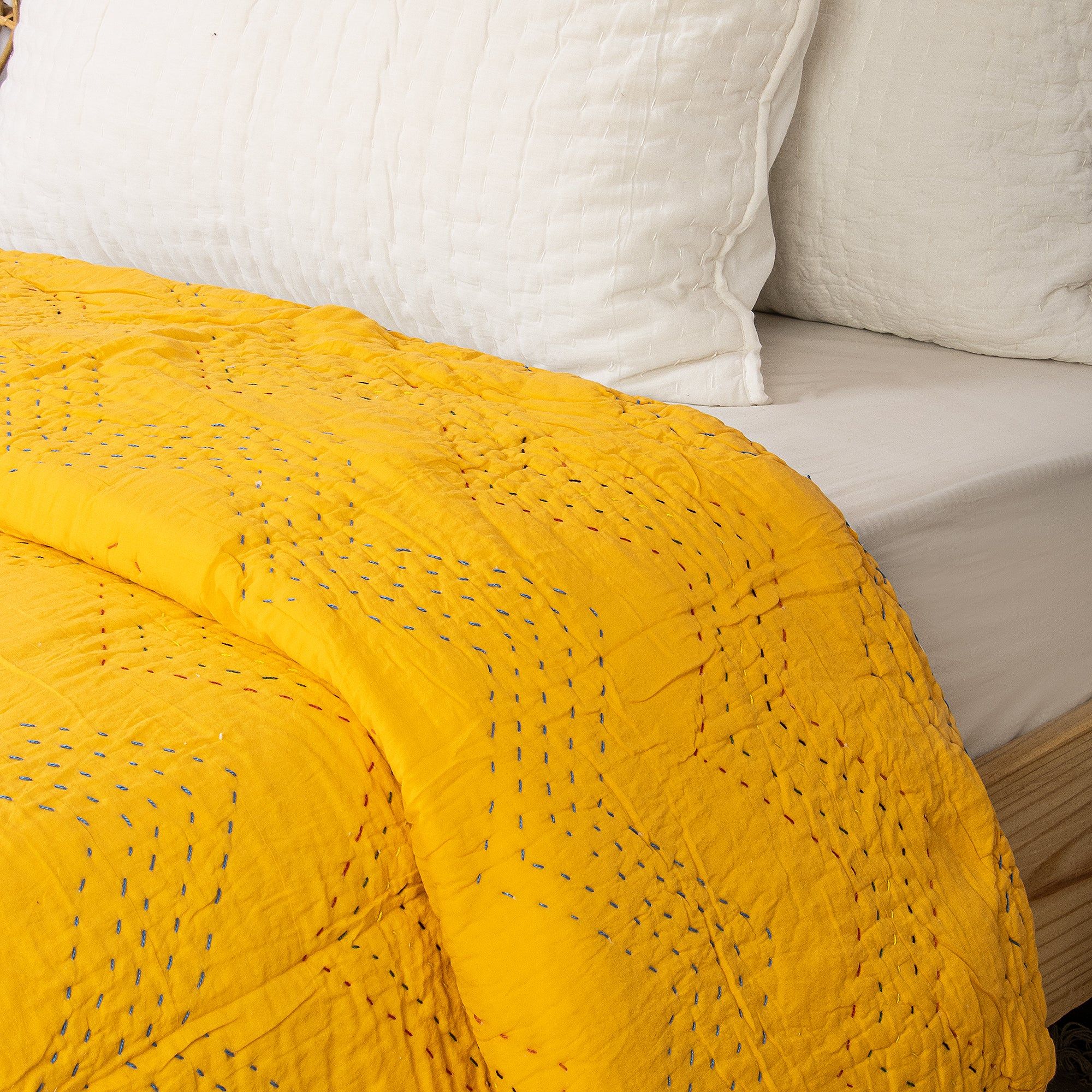 Beautiful Handmade Solid Soft Kantha Quilt Blanekts